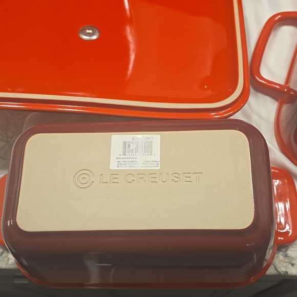 NWOT, Never Used  Le Creuset 4 Piece Set - Cerise Color - Picture 9 of 16